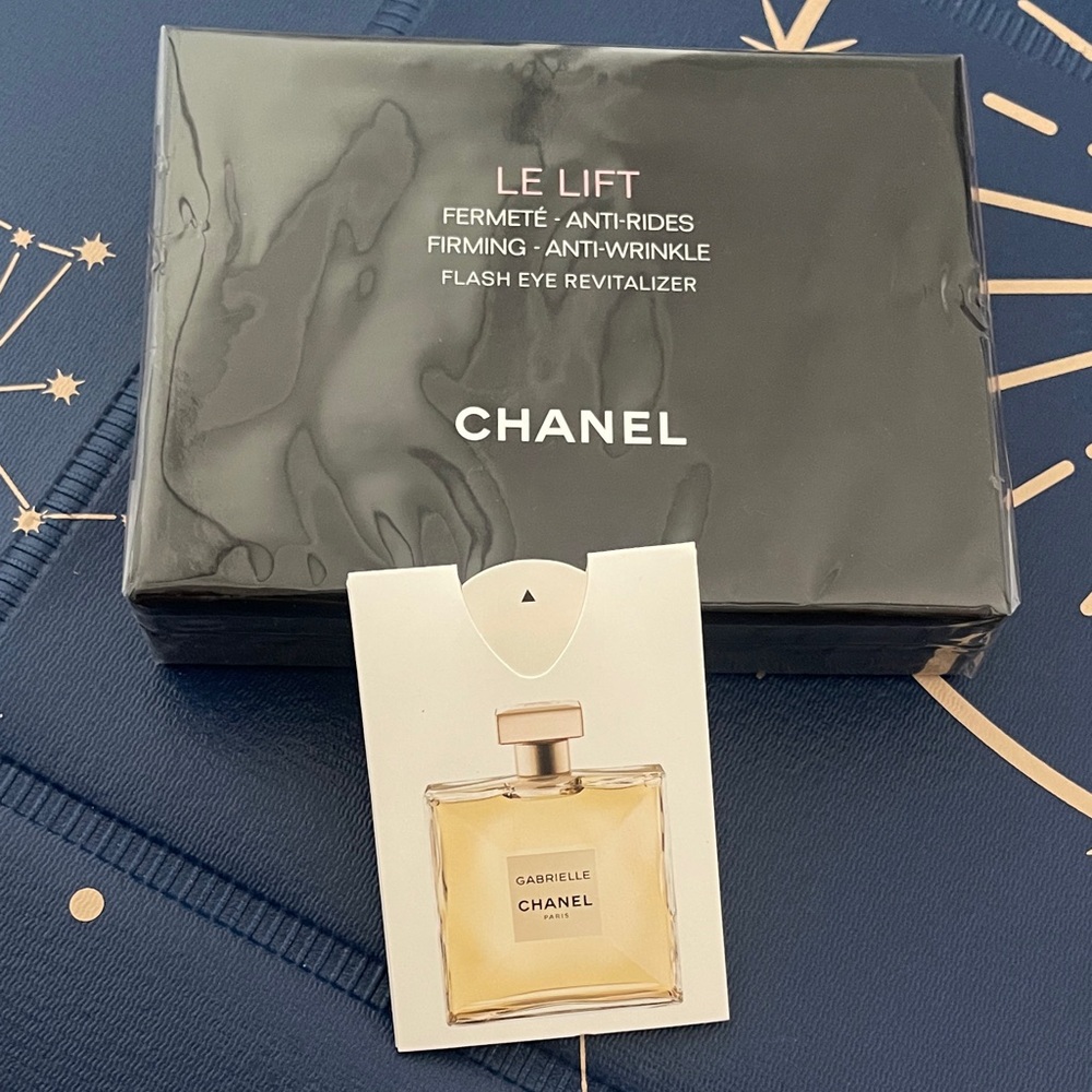 CHANEL Le Lift Eye Revitalizer and Gabrielle Perfume sampler set